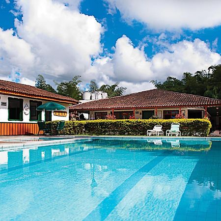 Hotel Campestre La Floresta Armenia  Esterno foto