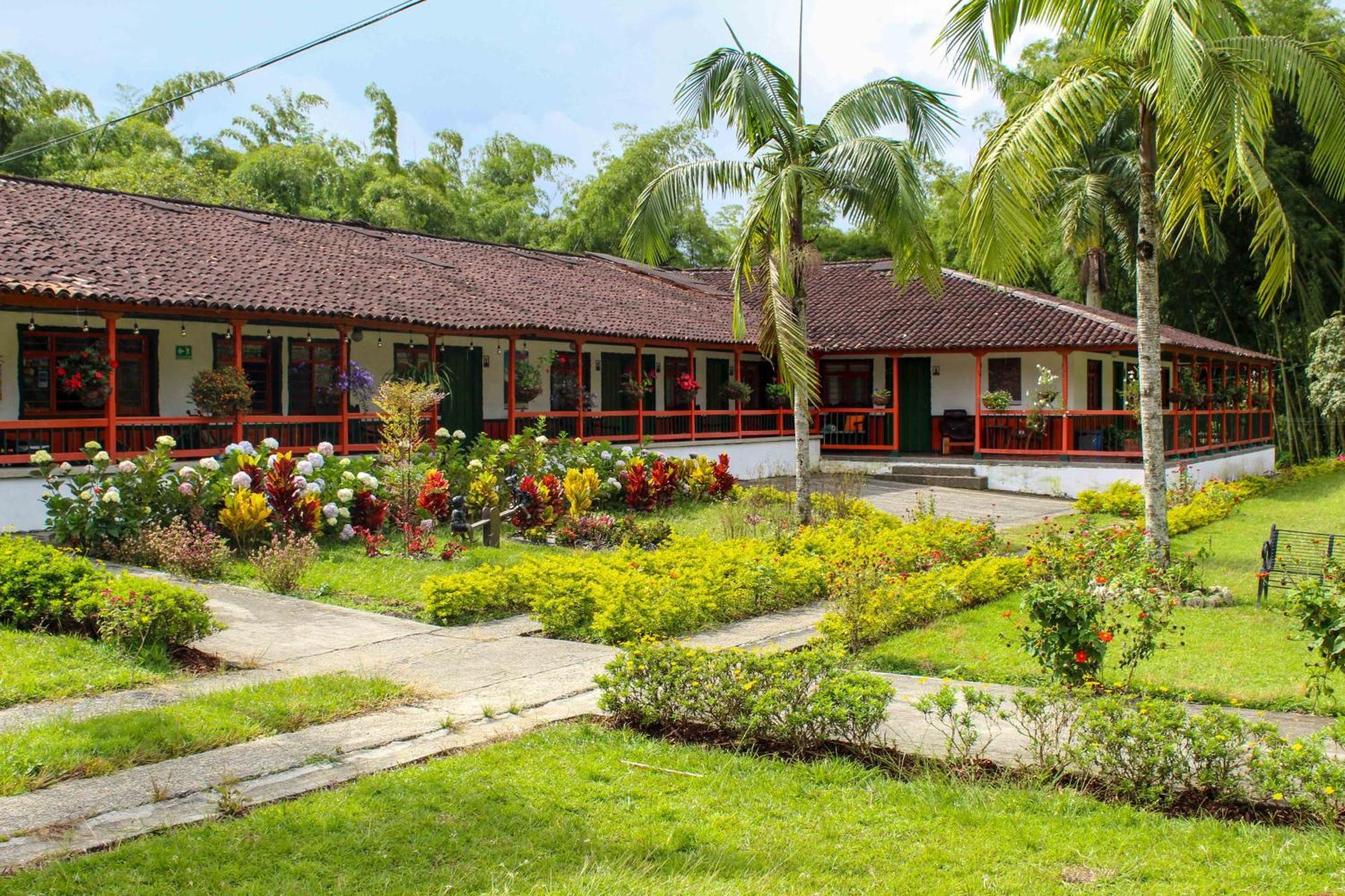Hotel Campestre La Floresta Armenia  Esterno foto