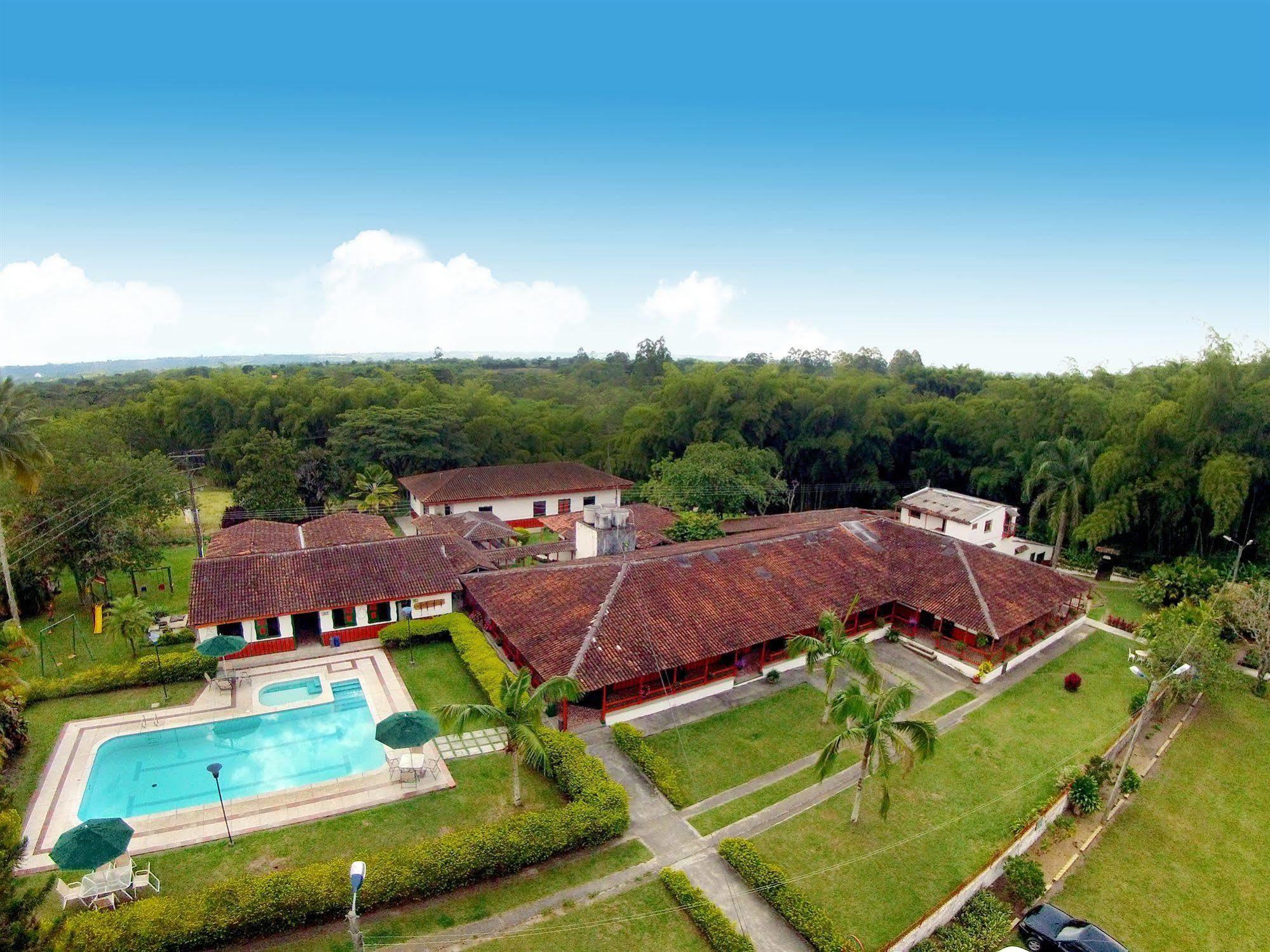 Hotel Campestre La Floresta Armenia  Esterno foto