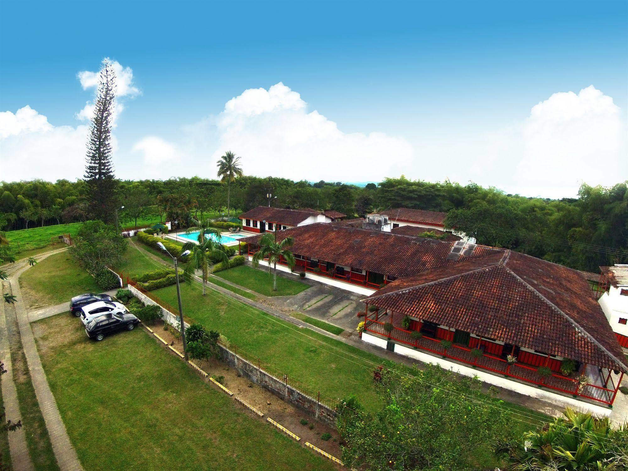 Hotel Campestre La Floresta Armenia  Esterno foto