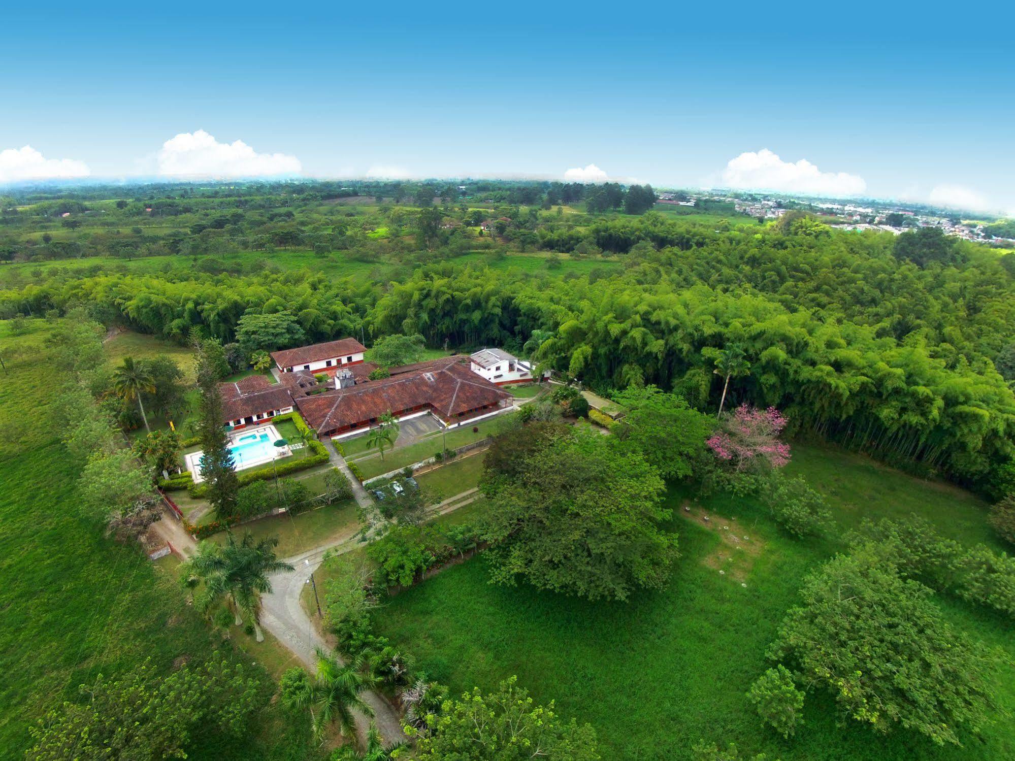 Hotel Campestre La Floresta Armenia  Esterno foto