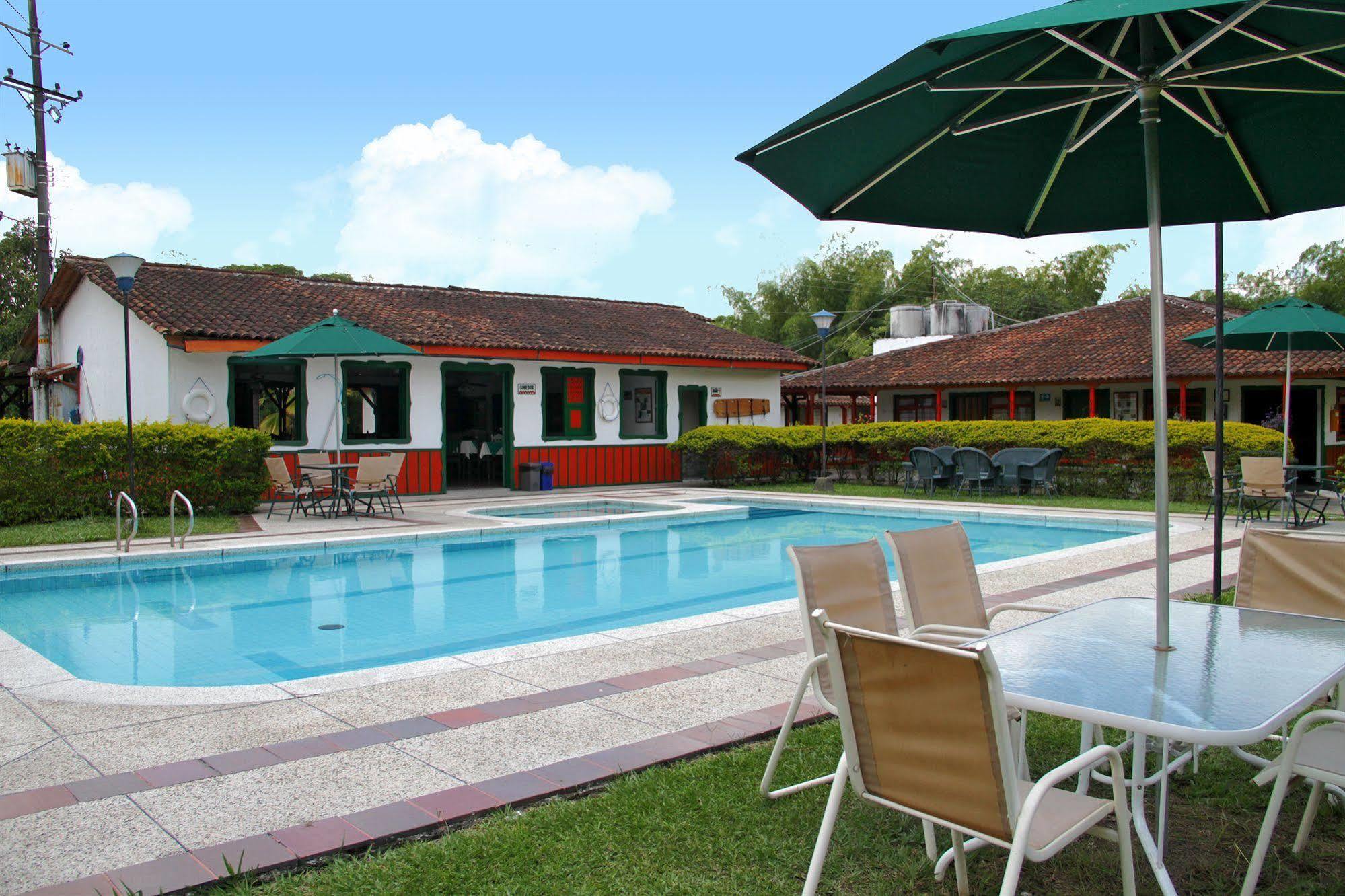 Hotel Campestre La Floresta Armenia  Esterno foto